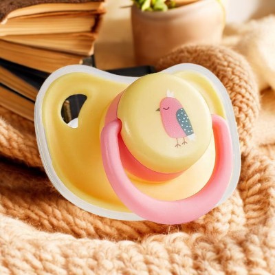 Jouet-chien-tetine-en-silicone-tetine-jaune-demo